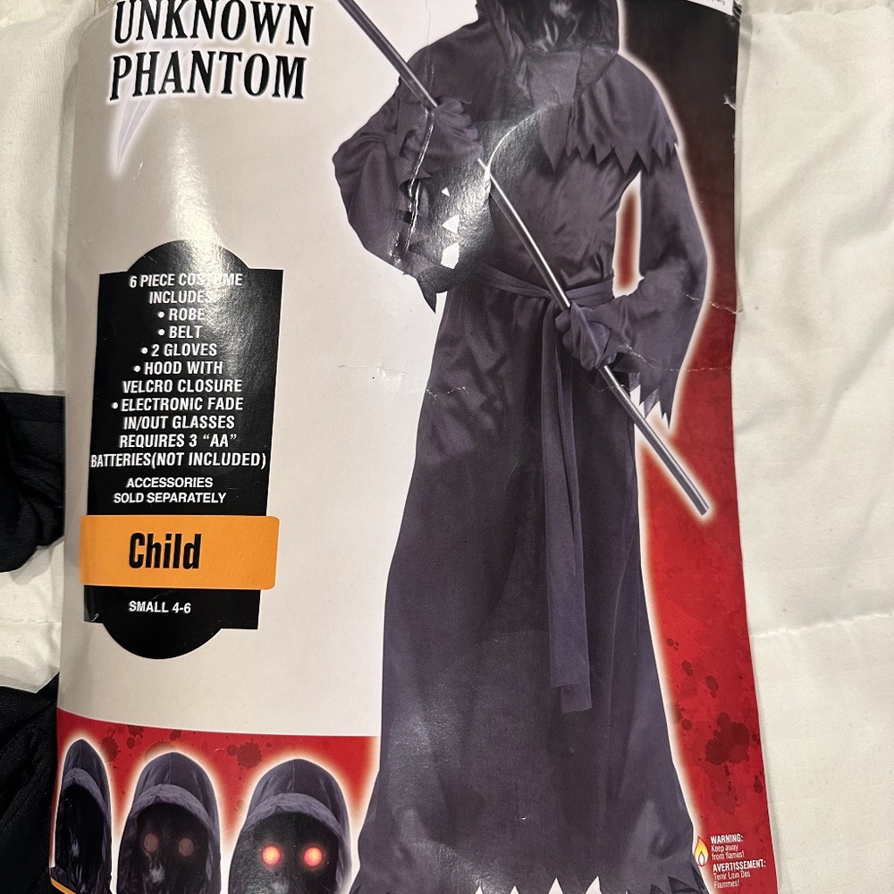 Fade in/Out Unknown Phantom Costume